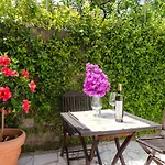 Apartman Wisteria
