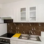 Wisteria Apartman