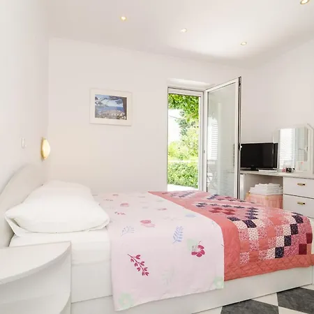 Wisteria Apartament