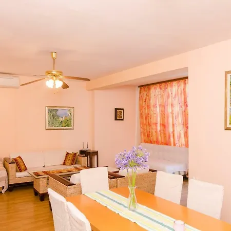 아파트 Wisteria 두브로브니크