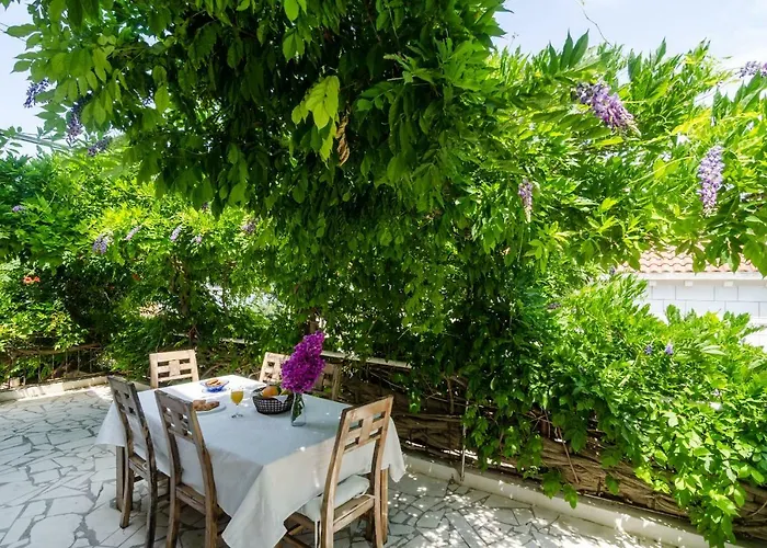 アパート Wisteria ドゥブロブニク