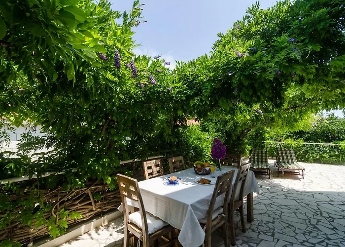 Апартаменты Wisteria *