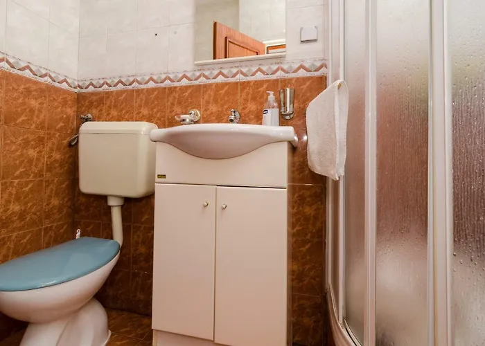 アパート Wisteria