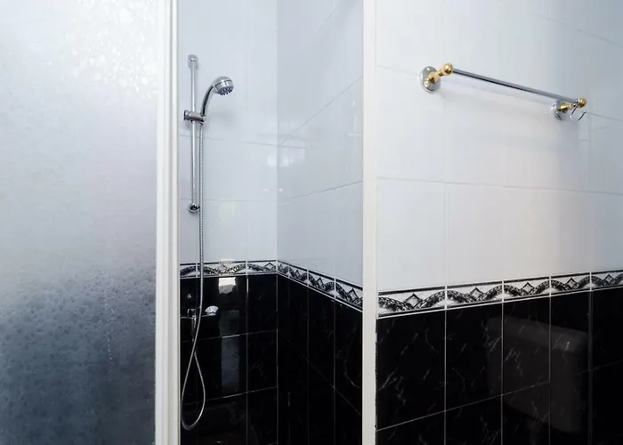 Wisteria アパート ドゥブロブニク