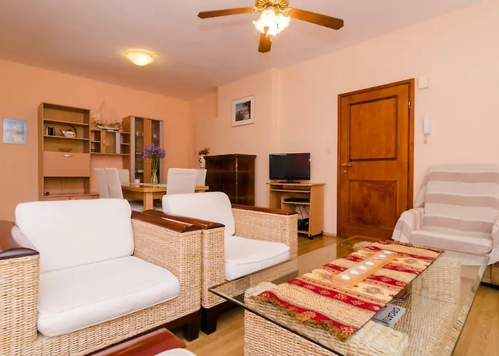 アパート Wisteria *