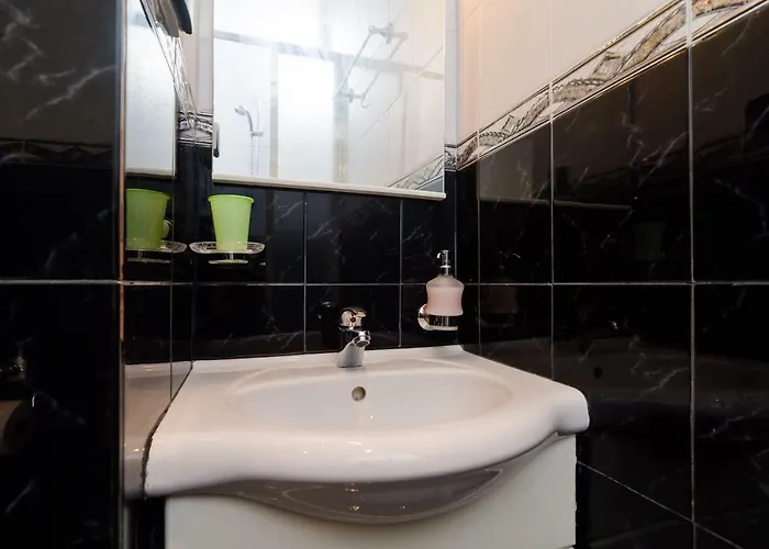 Wisteria アパート *